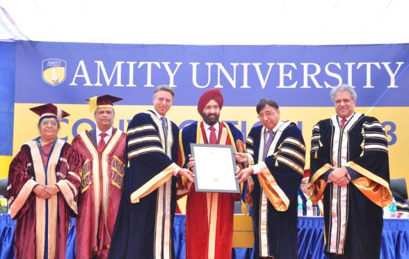 Prof. (Dr.) Mahipal S. Sachdev, Chairman, Centre for Sight, New Delhi receiving honorary doctorate degree