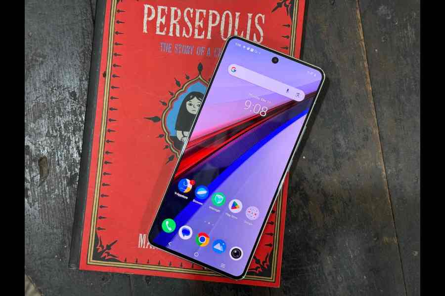 The phone has a very sharp and bright screen