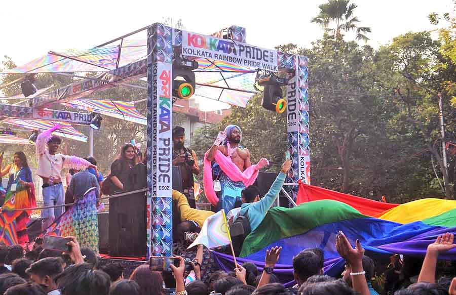 A trailer energised the procession with 17 performances at pivotal points of Park Street. “Seeing trans-mermaids float and perform on the giant rainbow-winged, sea monster float was an out-of-body experience for me,” said Nil 