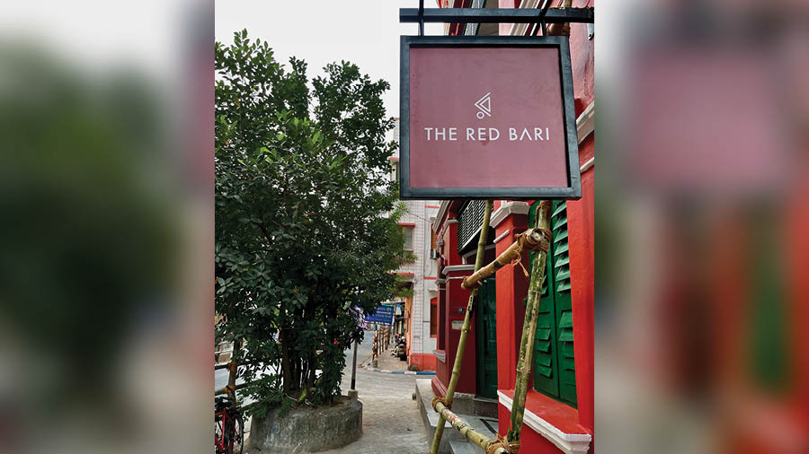 Until October, 2022, The Red Bari was a disused century-old three-storeyed building in the Kalighat Temple neighbourhood of south Kolkata