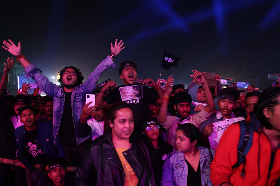 The music aficionados had a gala time, throwing open their arms to their favourite rock stars