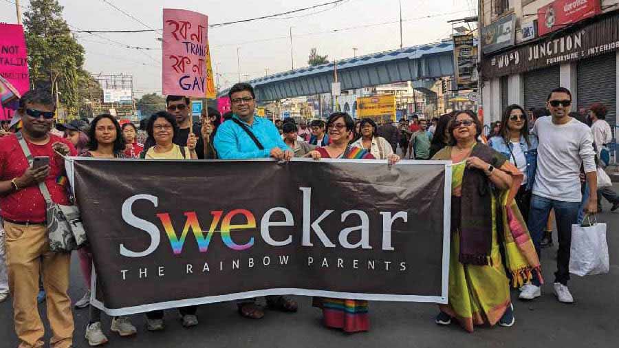 Parents of queer children and members of Sweekar at the Kolkata Rainbow Pride Walk