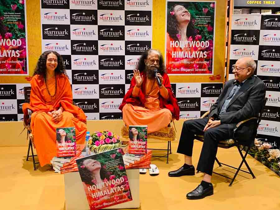 Starmark hosted an intimate interactive session with Sadhvi Bhagawati Saraswati on her journey and her book, ‘Hollywood To Himalayas - A Journey of Healing and Transformation’, with Ruchika Gupta, founder guardian of Aparajita, offering attendees a first-hand look into a transformative journey depicted in the book