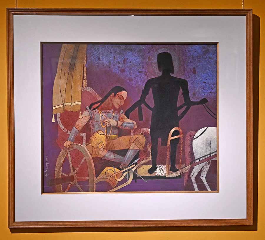 Pradeep Arora especially liked the late artist Ganesh Pyne’s ‘The Charioteer’, painted in 2009. Other paintings depicting scenes from the Mahabharata adorned the walls of the gallery      