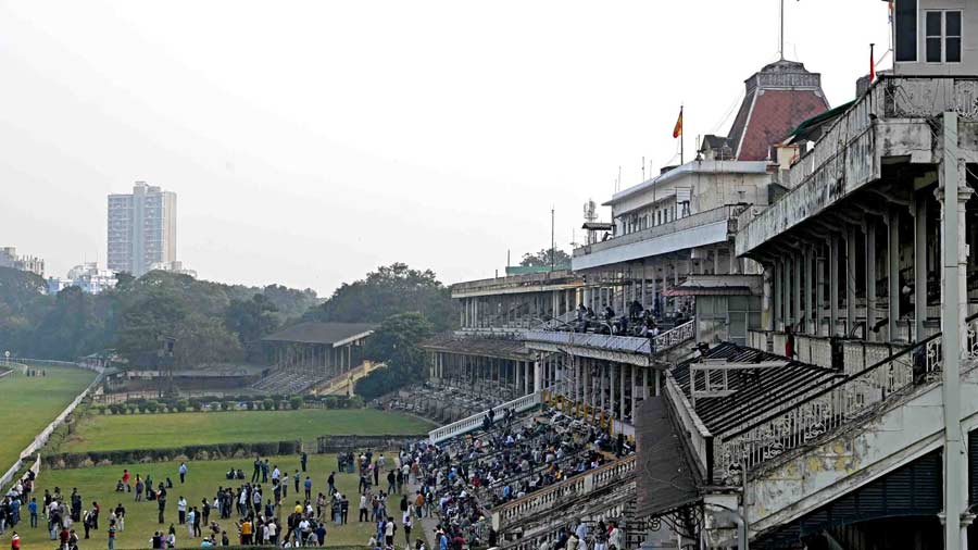 After a day of full stands and winning moments, anticipation mounted at the Royal Calcutta Turf Club as focus shifted to the upcoming race day