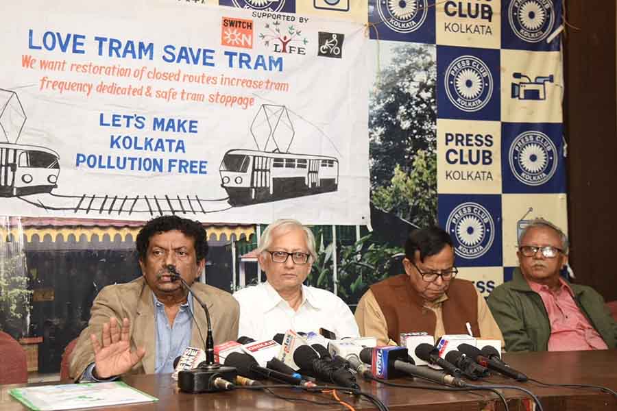 Eminent film director Goutam Ghose addresses the media at the Love Tram, Save Tram campaign in Kolkata on Wednesday. Among other dignitaries, senior CPI(M) leader and Lok Sabha MP, Mohd Salim, was present