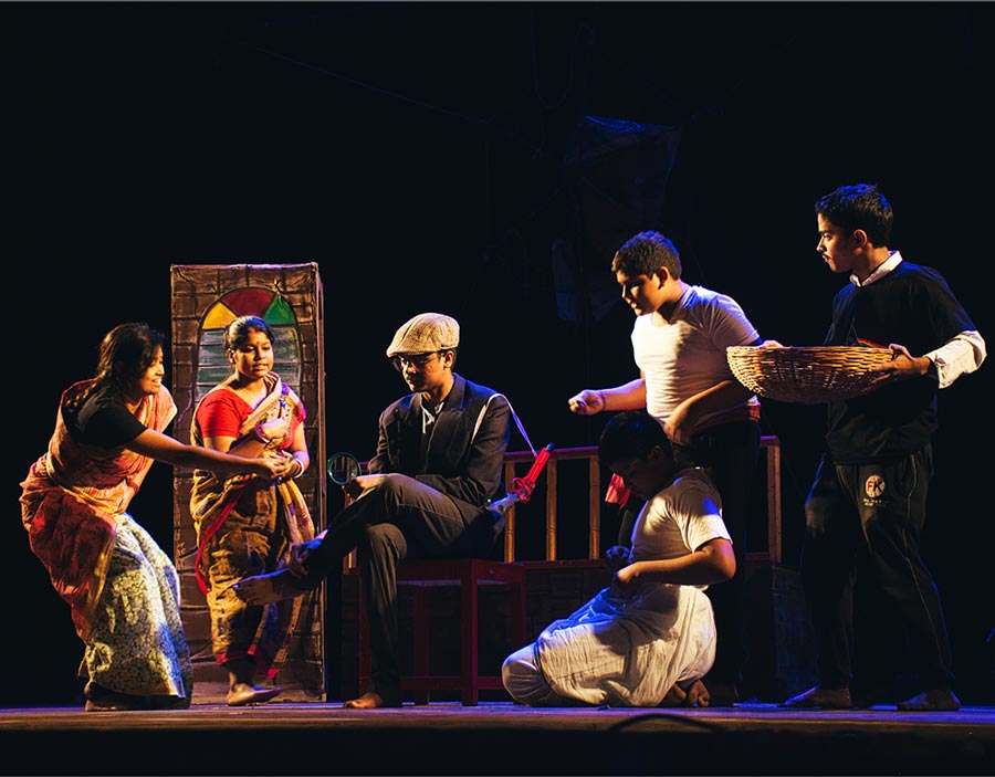 The last play performed in the Children's Ensemble was Podipisir Bormibaksho based on Leela Majumdar’s novelette