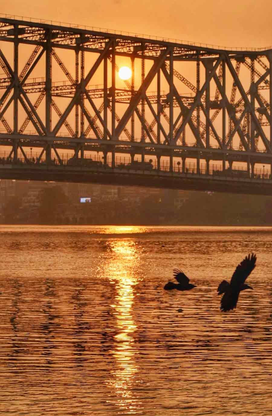 Last sunset of the year before. Kolkata bids adieu to 2023 and ushers in 2024  