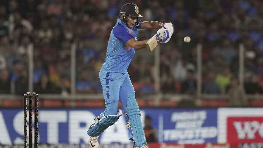 Shubman Gill's maiden T20I ton powers India to 234 for 4 against New ...