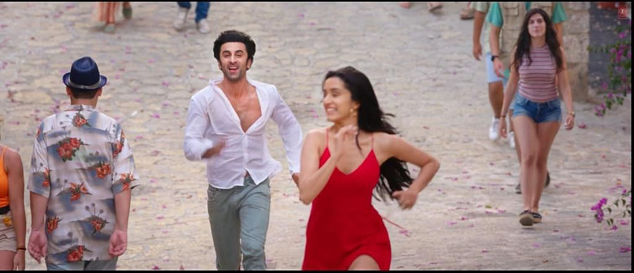 Ranbir and Shraddha had a total of 16 costume changes in the music video of the song. 