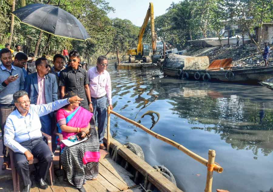 Mayor of Kolkata Municipal Corporation, Firhad Hakim, inspected the Chetla Adi Ganga on February 4, 2023.  Recently, the National Green Tribunal (NGT) had directed the KMC to finish the project of pollution abatement and rejuvenation of Adi Ganga under the Namami Gange Programme by September 30, 2025, and file an affidavit of compliance by October 15, 2025