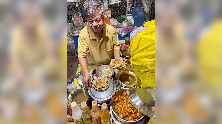 Dilip da serves up his fare with a smile