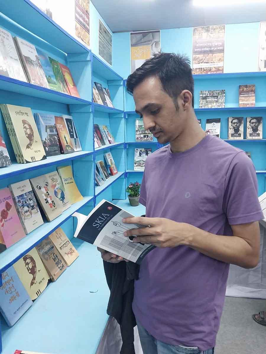 UPSC aspirant Keshav Memani was in search of historical books that will educate him on India's colonial past at the Kolkata Book Fair. Memani said, ‘Books that inform people on incidents that have played a crucial role in defining India are my areas of interest’