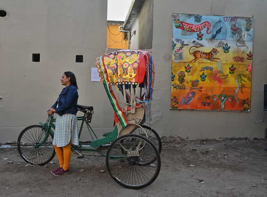 Bangladeshi artist Promiti Hossain has come up with graffiti on dying Rickshaw Art from her country. She said there are just a few artisans in Bangladesh who practise this art and with her piece, she wants to create awareness about the art form