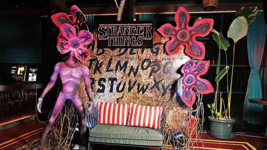 Life-size demogorgon welcomed guests right as they entered Hawkins... nyah, Roots. The signature string of lights added to the mood of the party at the Stranger Things zone.