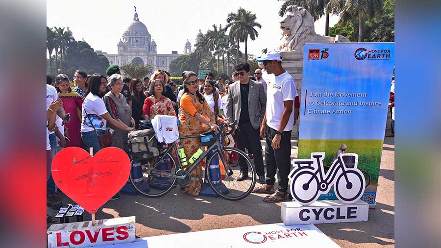 Aparna Sen at the flag-off ceremony of the six-day-long Cycle Yatra