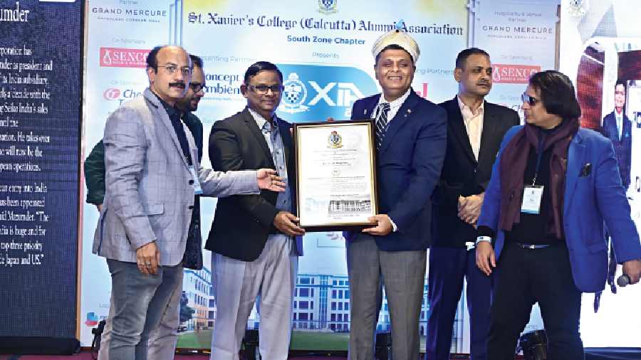 Niladri Majumdar, president and COO, Seiko Watches, receivedthe Excellence in International Business and Marketing Award.