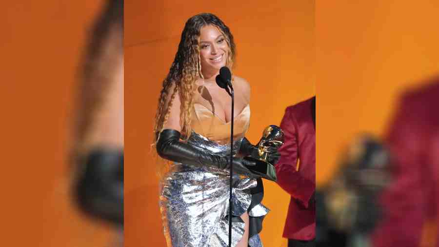 Beyonce scripted history as she became the artiste with the maximum number of Grammy wins, after taking home four awards — for the Best R&B Song (Cuff It), Best Dance Recording (Break My Soul), Traditional R&B Perfromance (Plastic Off The Sofa), and Best Dance/Electronic Album for Renaissance. Dedicating her win to the queer community,  Queen Bey stood there basking  in historic glory, taking past Georg Solti to crown herself with the record.