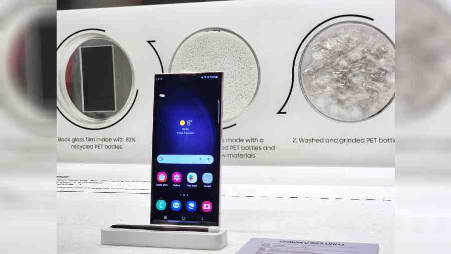 The company has scaled up the use of recycled oceanbound plastics in the Galaxy S23 series