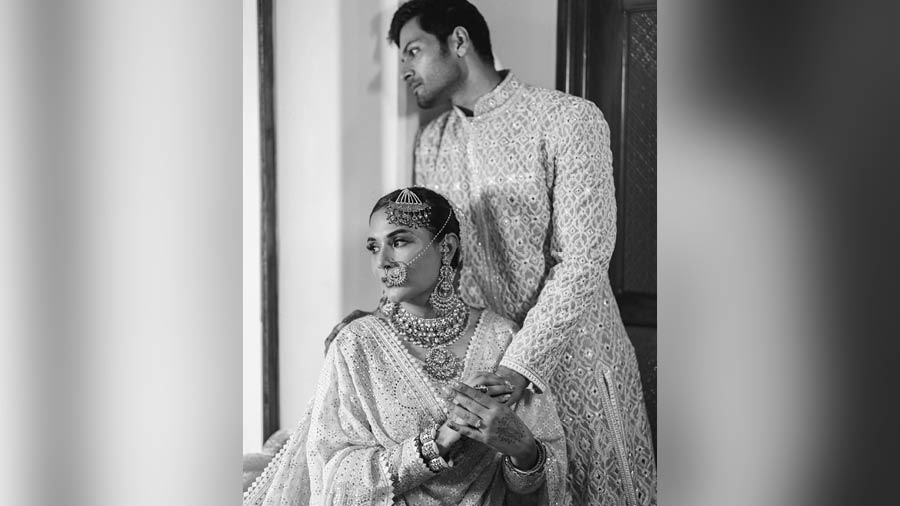 Varun Tej and Lavanya's Timeless Love in Stunning Photoshoot | Varun Tej  and Lavanya's Timeless Love in Stunning Photoshoot