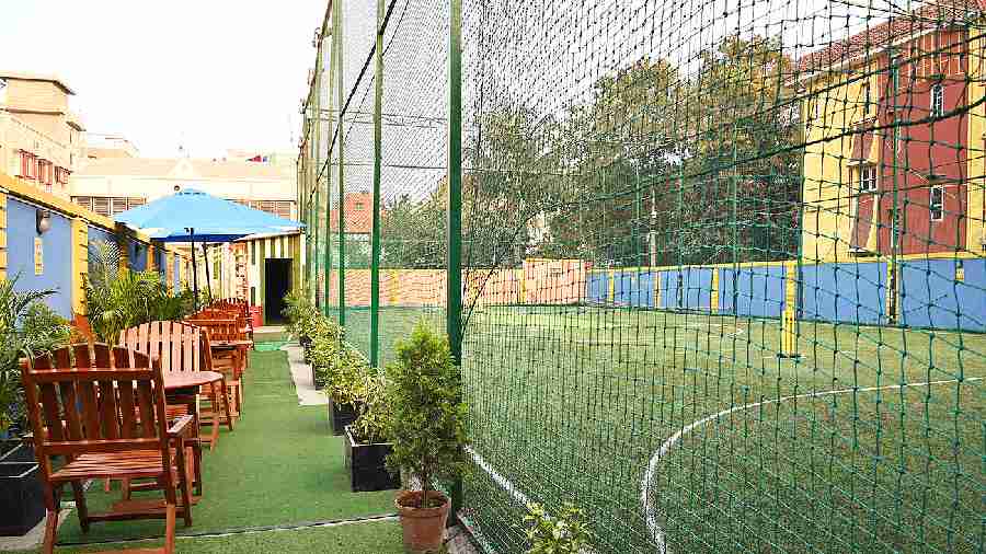 The wide cricket turf also hosts practice sessions for Under-16 and 18 cricket teams, along with corporate matches and casual matches for the guests. Seating is also available beside the turf.