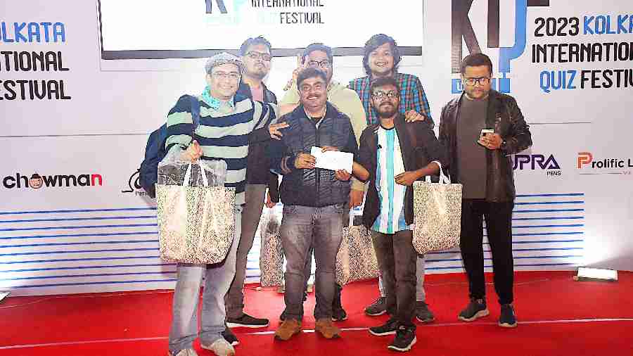 Winners of the OTT movies and web series quiz, (l-r) Arnab Banerjee, Abir Bhattacharya, Debanjan Bose, Nikhil Sarkar, Piyush Kedia and Bodhisattva Basu. “We enjoyed the quiz thoroughly. We as a team contributed a lot to the quiz, which was a really fun thing to do together. We are very glad that we defeated the legendary outstation team,” said the team members