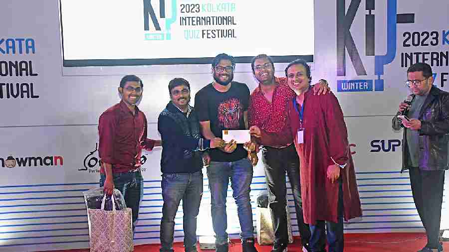 Sports quiz winners  (l-r) Nikhil Sarkar, Auritro Chowdhury, Samanway Banerjee and Titash Banerjee. “This is our fifth or sixth time participating in KIQF and it’s been a great journey. Our team was strong and we feel amazing at winning the sports quiz. We had great fun,” said the team.