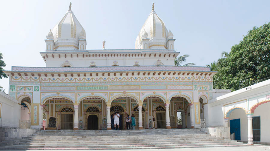 Sambhavnath Jain Temple, Azimganj