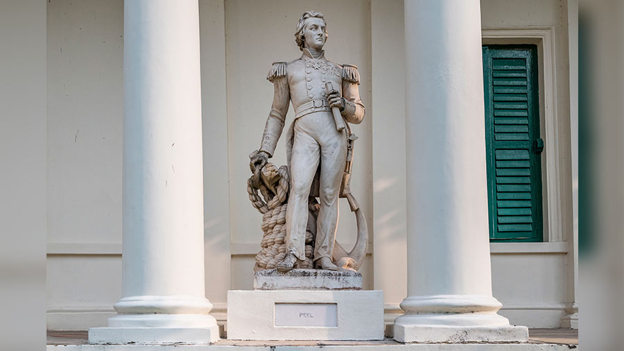 Statue of Captain Sir William Peel 