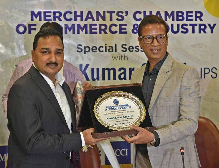 Kolkata police commissioner Vineet Kumar Goyal being felicitated by Namit Bajoria, president, Merchants’ Chamber of Commerce & Industry. The MCCI organised a special session with the police commissioner on Saturday