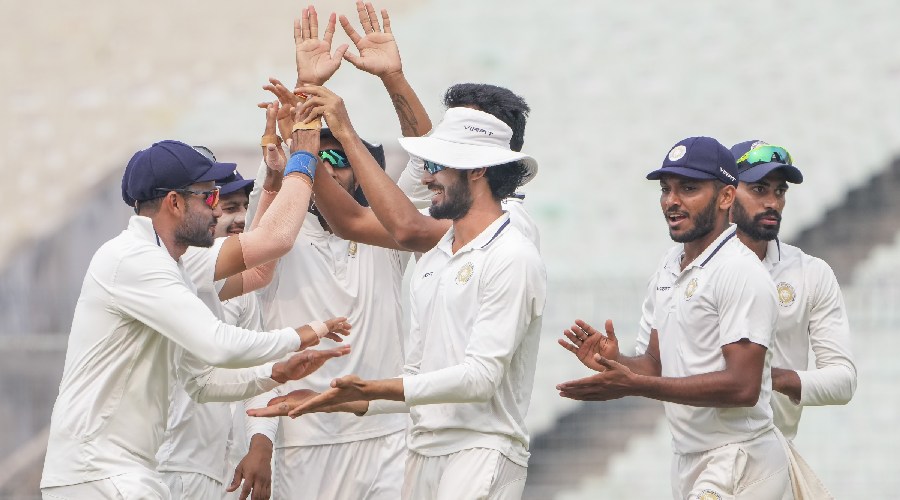 Bengal Cricket Team | Ranji Trophy Final: Bengal Struggles As ...