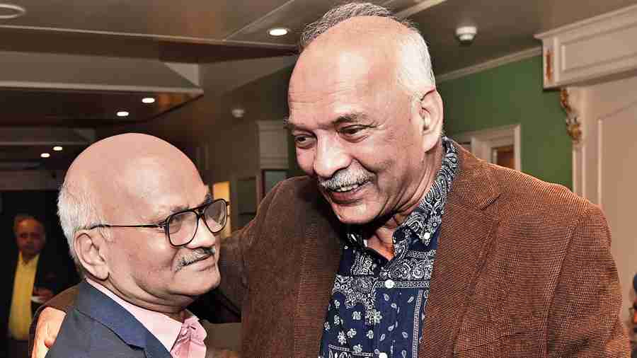 Sanjay Singh (right) from the ’76 batch caught up with old friend P.N. Jha. “My hometown is in Patna and when I joined Hindu College, all my friends were from Kolkata. So coming back here makes me feel like home,” said Singh.