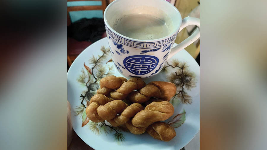 ‘Khapse’ — fried Tibetan cookies