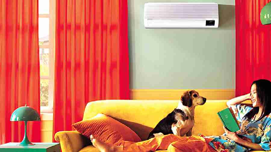 The in-built air purifier in select models of Samsung’s new air conditioner range comes with a four-in-one PM2.5 air filter