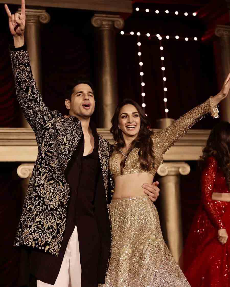 Sidharth Malhotra | Sidharth Malhotra and Kiara Advani look royal in ...