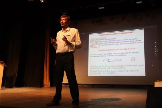 The jewel of the programme, Prof. Das, blissed the morning with an engaging talk on “The Phase Transitions in the Beautiful World of Active Matter” which struck the curiosity of not all the attendee students but also the experienced faculty.