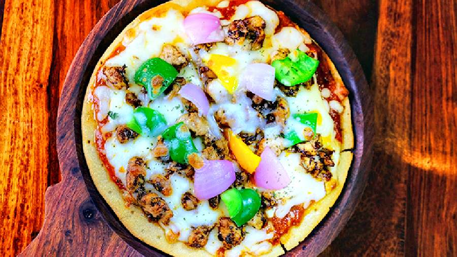 The regular octopus pizza of Fusion Fantasea EZCC is already a hit and this new introduction, Millet Octopus Pizza, using barnyard millet and ragi flour for the pizza base is a healthy fusion indeed.