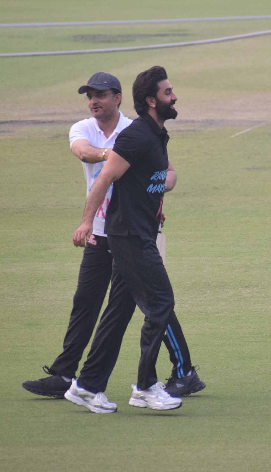 Ranbir Kapoor gets clicked playing cricket with Sourav Ganguly