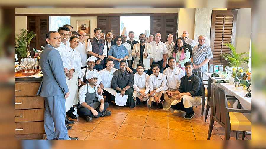 General manager of Hyatt Regency Kolkata, Kumar Shobhan, hosted a special lunch for the principal judge and mentor of YCO, chef Sanjeev Kapoor and other chef judges of the competition.