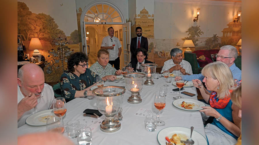 Guests partake of Chef Shaun Kenworthy’s menu 