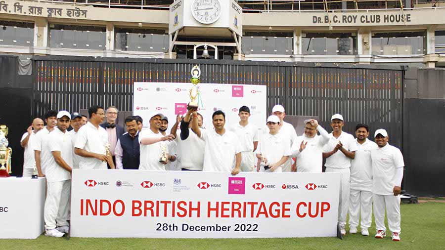 UK in India got off to the perfect start in their pursuit of a stiff target, with a smooth opening partnership between Alex Ellis and Timon Basu. But as the middle order crumbled after their openers retired (in the spirit of a charity match, no batter was allowed to continue after they crossed 25), UK in India lost their way, before a late flourish from Nazir Khan brought them back into contention. Ultimately, they needed 13 off the last over, but could manage only four, good enough for the runners-up trophy on the day 