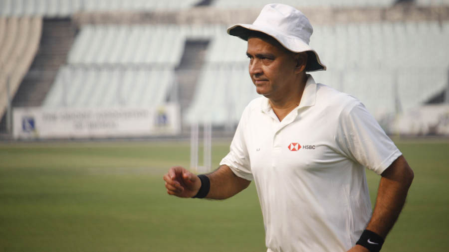 “Emotions were running really high, especially towards the end. It turned out to be a really close affair, and it wouldn’t have been unfair for both teams to share the winners’ trophy. Having played all three editions of the Indo-British Heritage Cup, I can safely say that this was the most nail-biting one,” said Judhajit “Jude” Mukherjee, a former Bengal cricketer, who was adjudged as the Man of the Match for his quickfire 25 with the bat and for his nerves of steel when bowling the final over to settle the tie in his team’s favour
