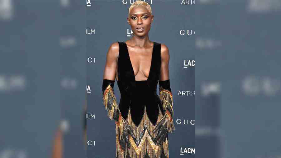 Actress Jodie Turner-Smith added glam to the gloves as she opted for a fringed Gucci pair at the LACMA gala. She matched her gloves with her stunning outfit and we are going gaga!