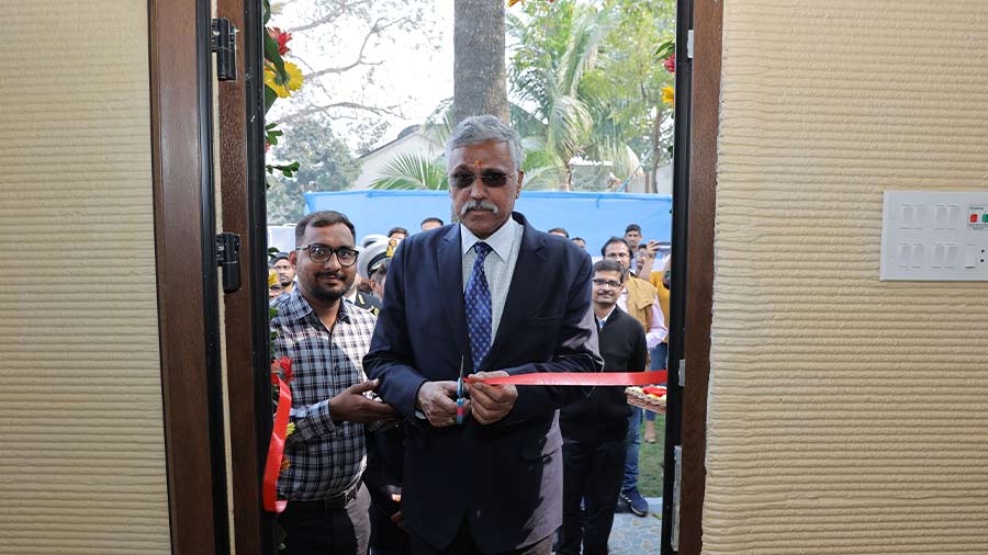 Giridhar Armane inaugurates the office