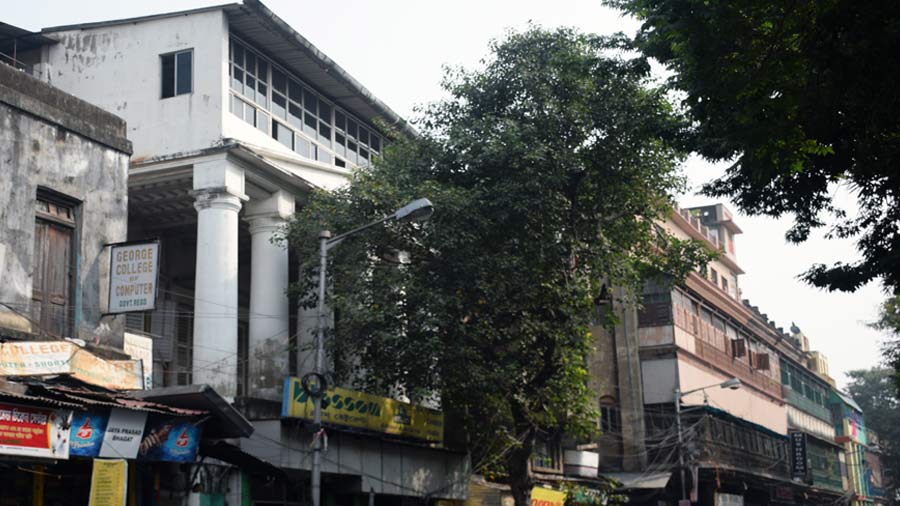 The ancestral house of Kashi Prasad Ghose is hardly known to locals