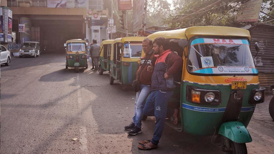 After Joka-Taratala Metro service became operational, autos in the area now plan to take shorter and profitable routes