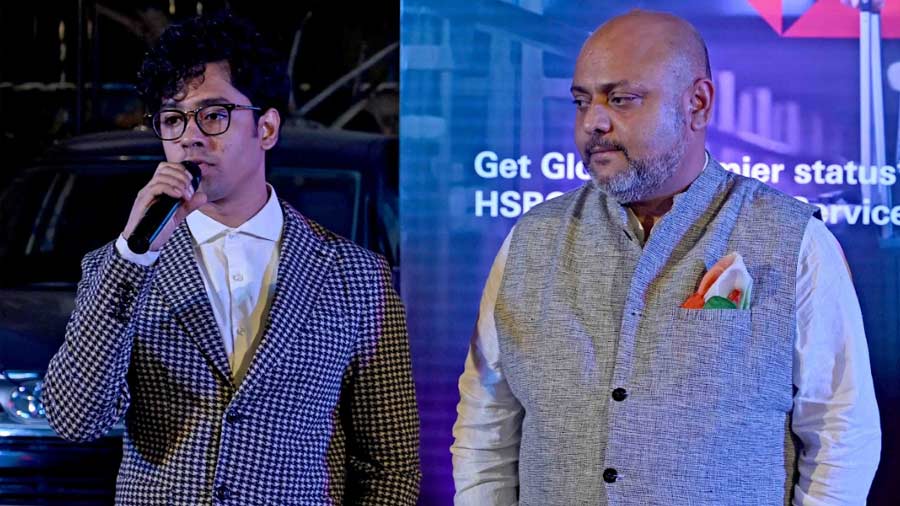  Riddhi Sen (left) and Koushik Chatterjee talk about digitising Bengali theatre for a global audience