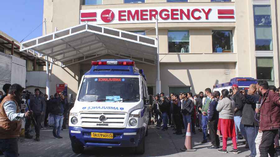 ricketer Rishabh Pant being shifted from the Dehradun Max Hospital in Dehradun. Pant will be taken to a Mumbai hospital where he will undergo extensive treatment for his ligament injuries..