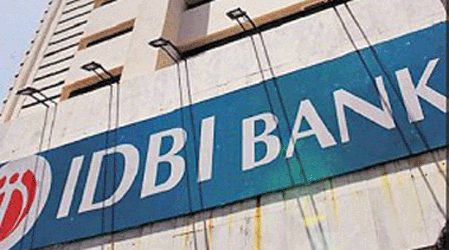 The government is lookingto sell its 30.48 per cent stake inIDBI Bank, while state-backedLIC will offload its 30.24 percent share in the lender.