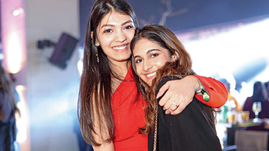 Friends and family posed together for snaps. These gorgeous gals went all-glam on NYE.